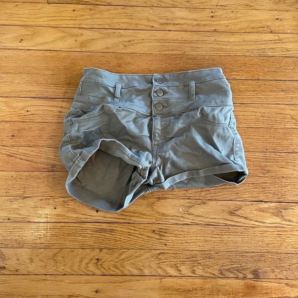 Refuge Shorts